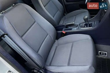 Седан Audi A4 2003 в 
