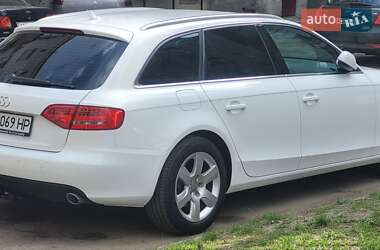 Универсал Audi A4 2010 в 