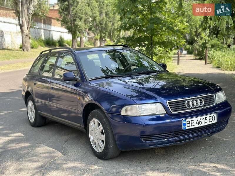 Универсал Audi A4 1998 в 