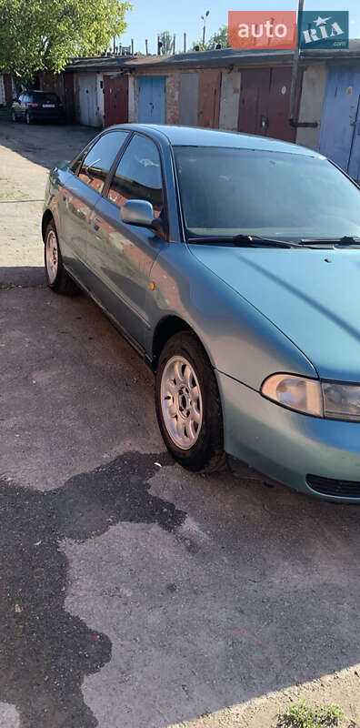 Седан Audi A4 1998 в Хмельницком