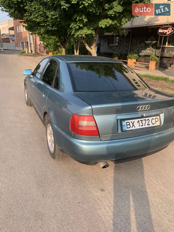 Седан Audi A4 1998 в Хмельницком