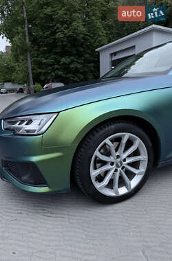 Седан Audi A4 2018 в 