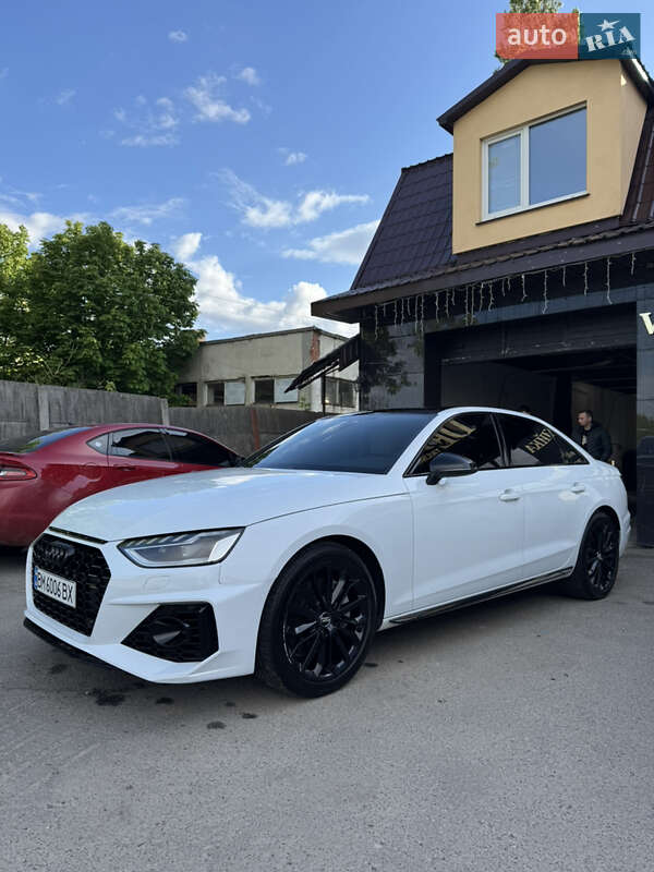 Седан Audi A4 2020 в Киеве
