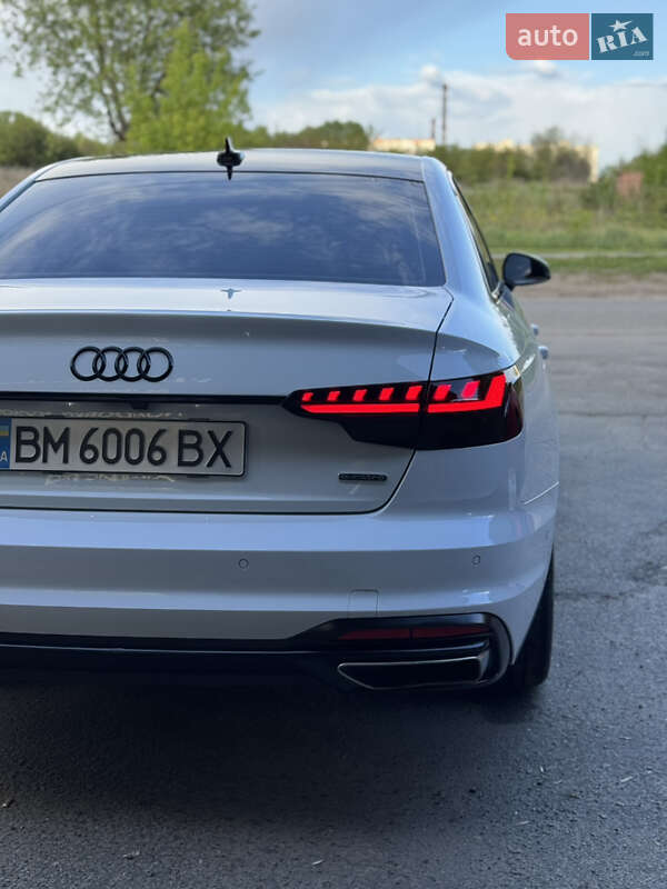 Седан Audi A4 2020 в Киеве