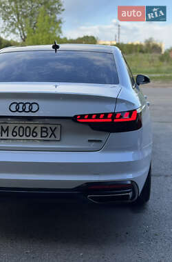 Седан Audi A4 2020 в 