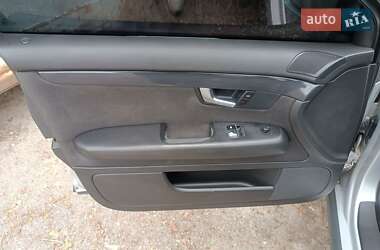 Седан Audi A4 2002 в 