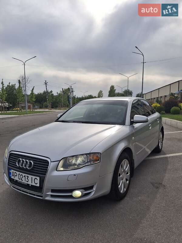 Седан Audi A4 2006 в Запорожье