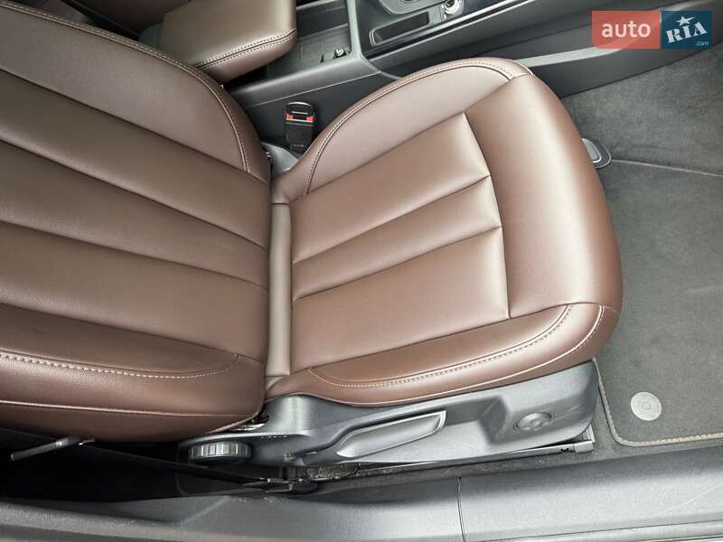 Универсал Audi A4 2016 в Киеве