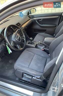 Седан Audi A4 2004 в 