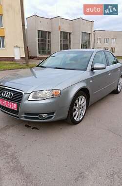 Седан Audi A4 2004 в Ровно
