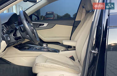 Седан Audi A4 2016 в 