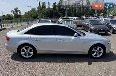 Седан Audi A4 2014 в 