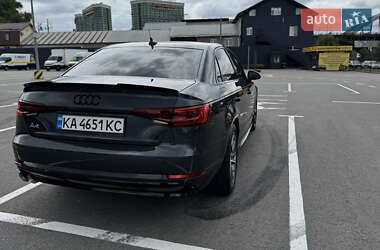 Седан Audi A4 2019 в 
