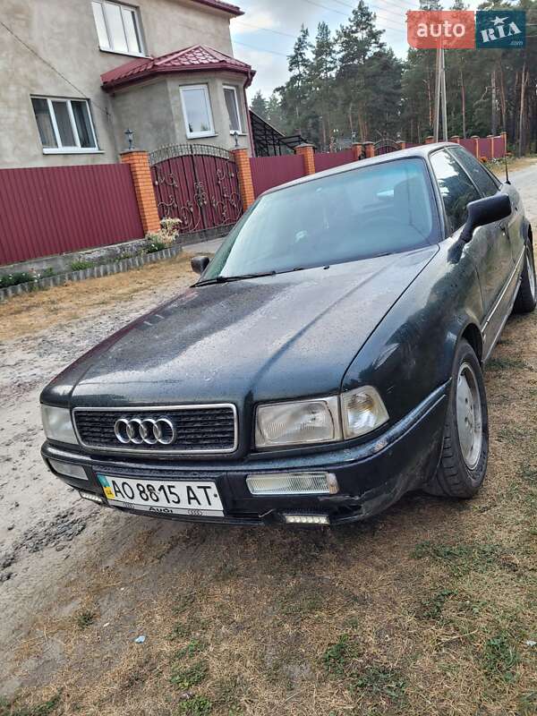 Седан Audi A4 1994 в Славуте