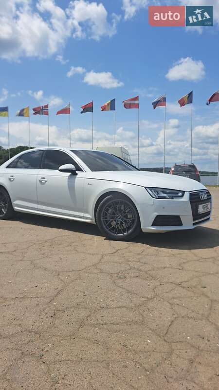 Седан Audi A4 2017 в Балте