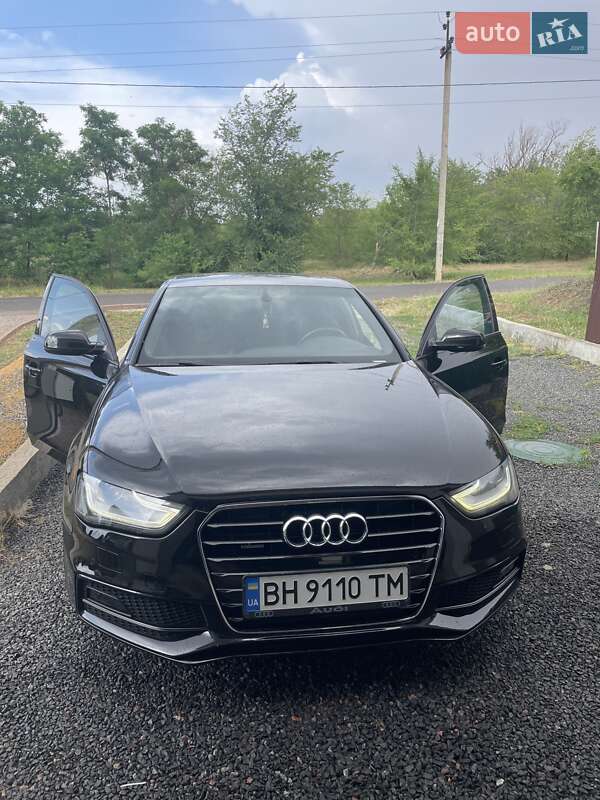 Седан Audi A4 2015 в Одессе