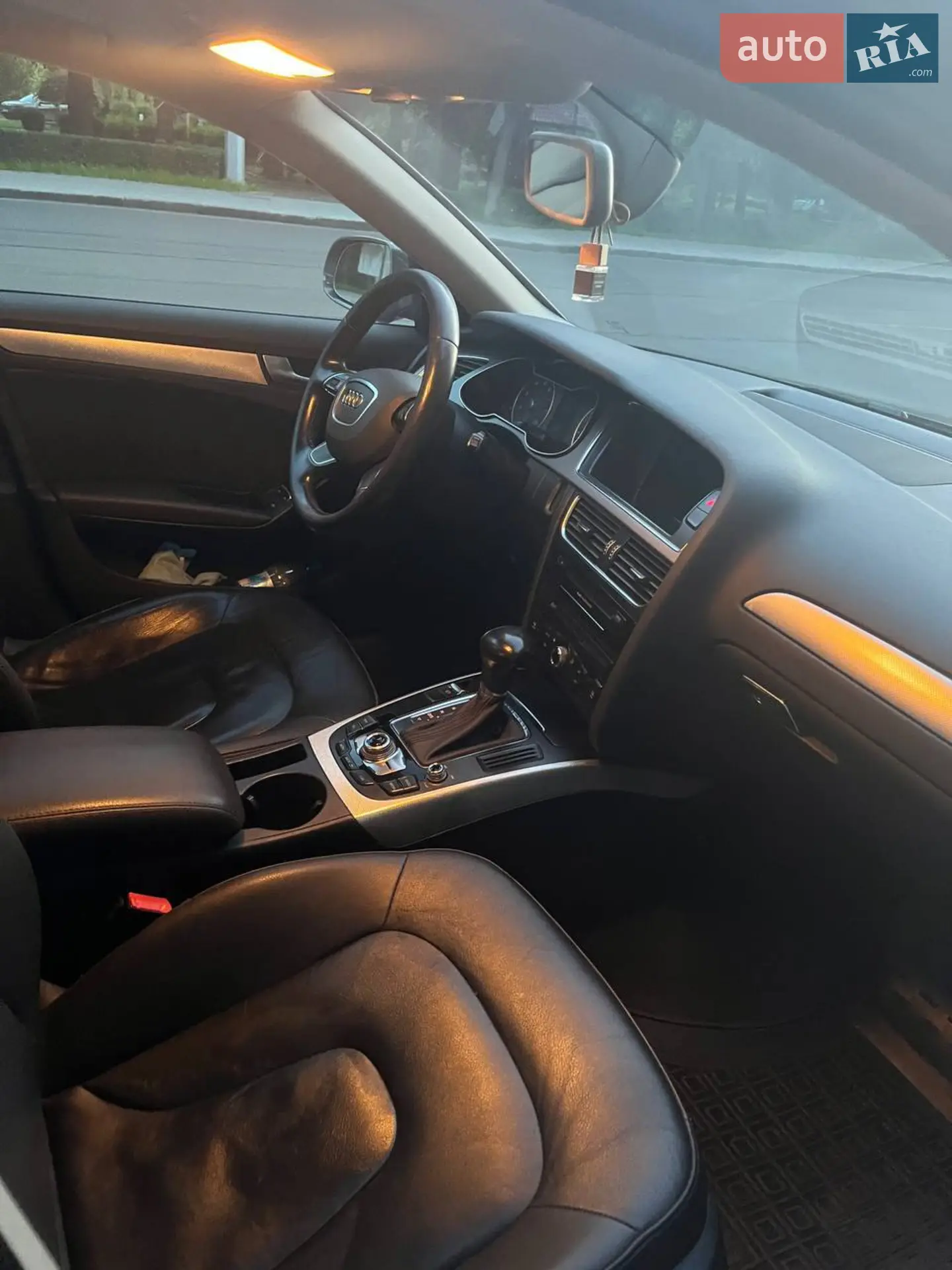 2013 Audi A4 - мініатюра 33