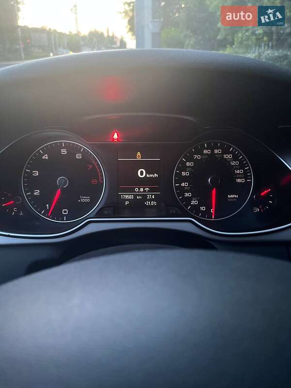 Седан Audi A4 2013 в Києві