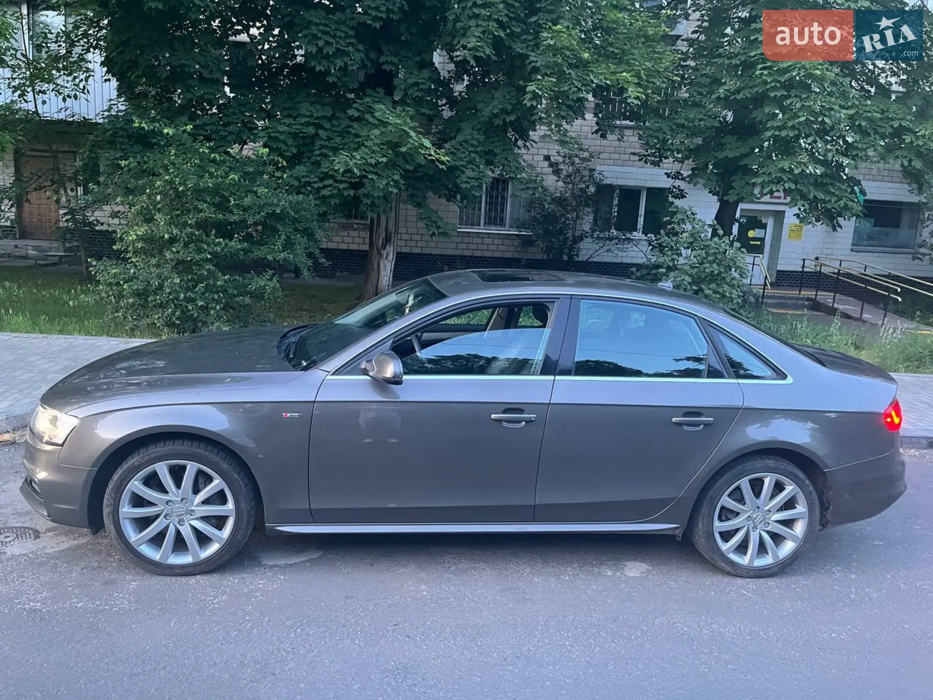 2013 Audi A4 - мініатюра 4