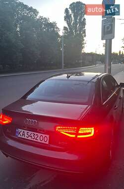 Седан Audi A4 2013 в Києві