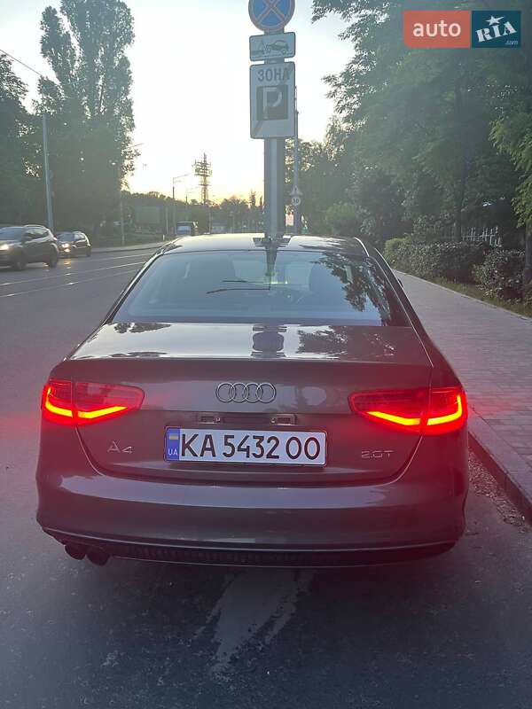 Седан Audi A4 2013 в Києві