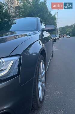 Седан Audi A4 2013 в Києві