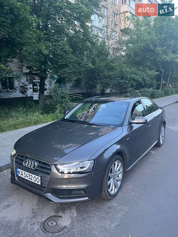 Седан Audi A4 2013 в Киеве