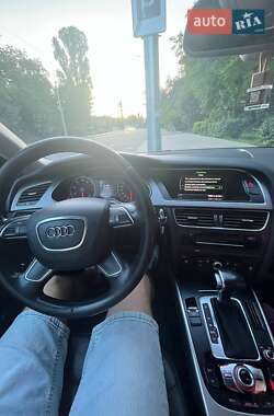 Седан Audi A4 2013 в Києві