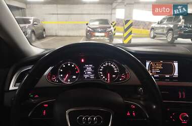 Седан Audi A4 2012 в 