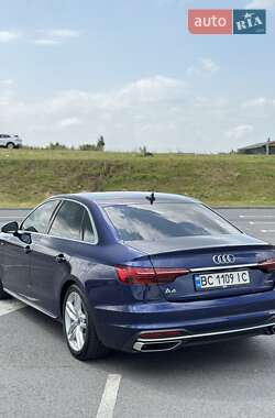 Седан Audi A4 2023 в 