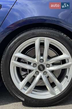 Седан Audi A4 2023 в 