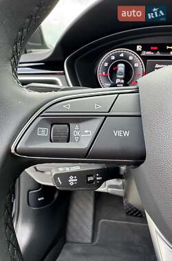 Седан Audi A4 2023 в 