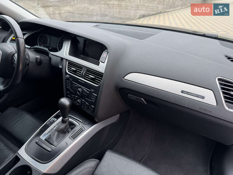 Седан Audi A4 2008 в Гайсине