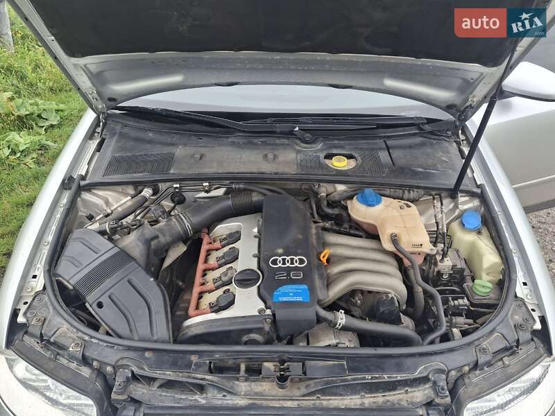 Универсал Audi A4 2003 в Ромнах