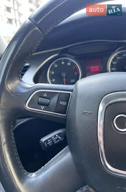 Седан Audi A4 2010 в 