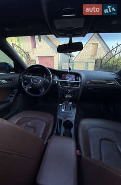 Седан Audi A4 2012 в 