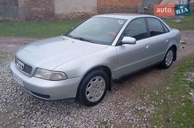 Седан Audi A4 1999 в 