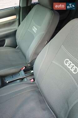 Седан Audi A4 1998 в 