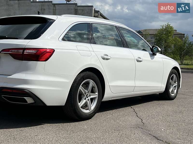 Универсал Audi A4 2021 в Дрогобыче