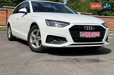 Универсал Audi A4 2021 в 