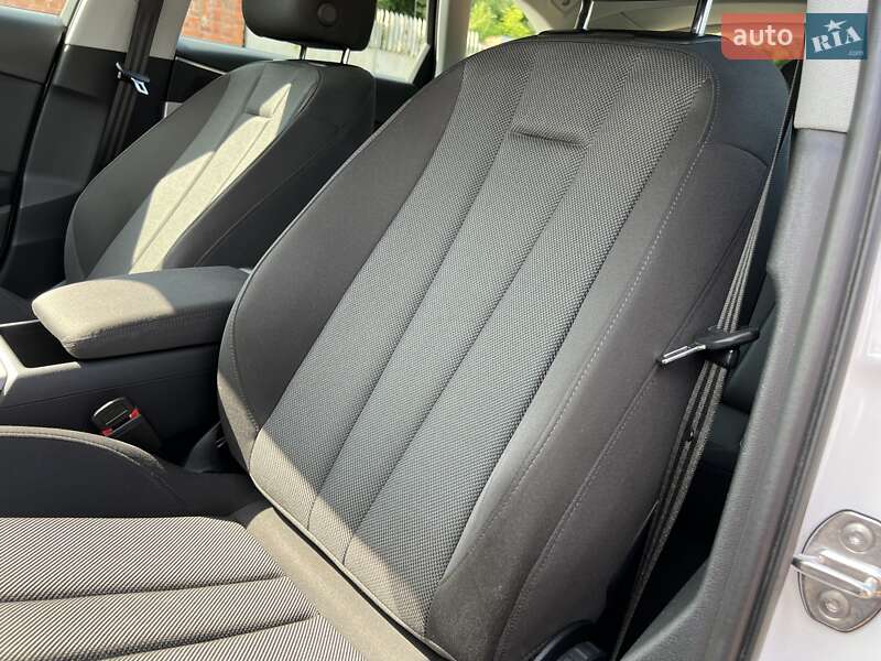 Универсал Audi A4 2021 в Дрогобыче