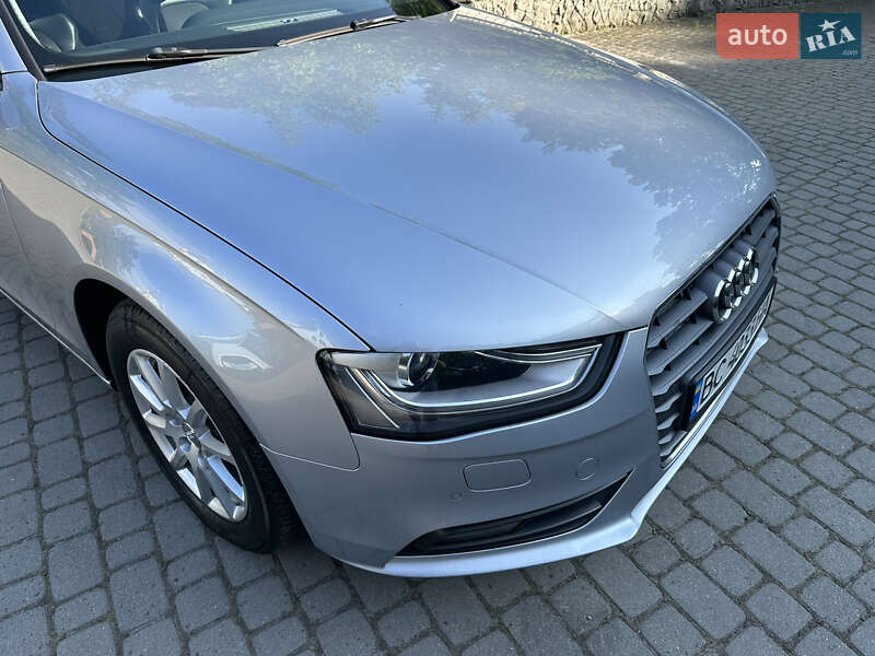 Універсал Audi A4 2014 в Львові