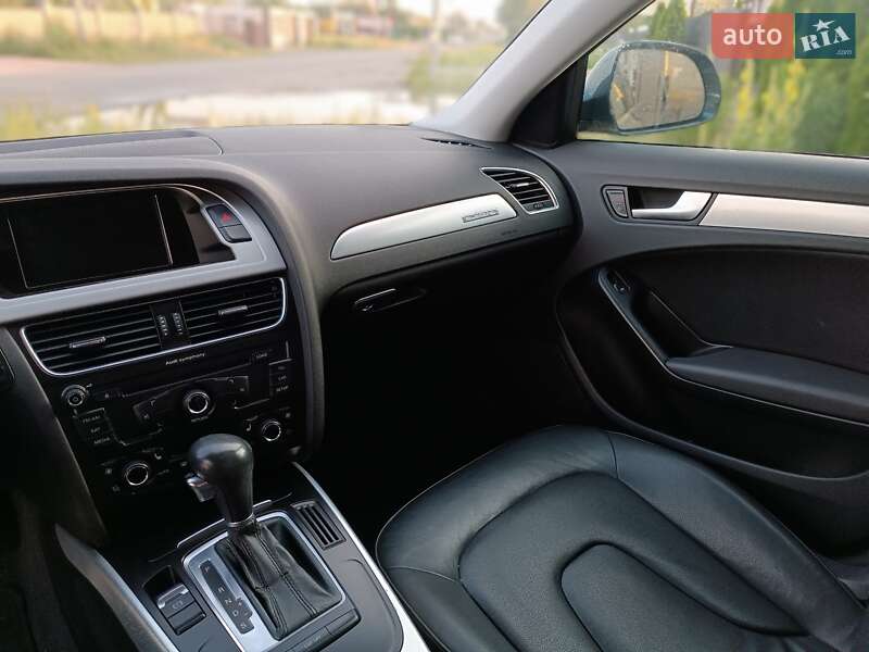 Седан Audi A4 2009 в Киеве