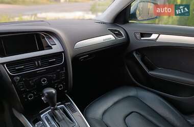 Седан Audi A4 2009 в 