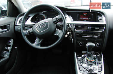 Универсал Audi A4 2015 в 