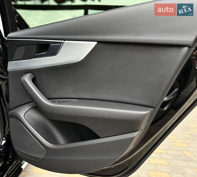Універсал Audi A4 2018 в Луцьку