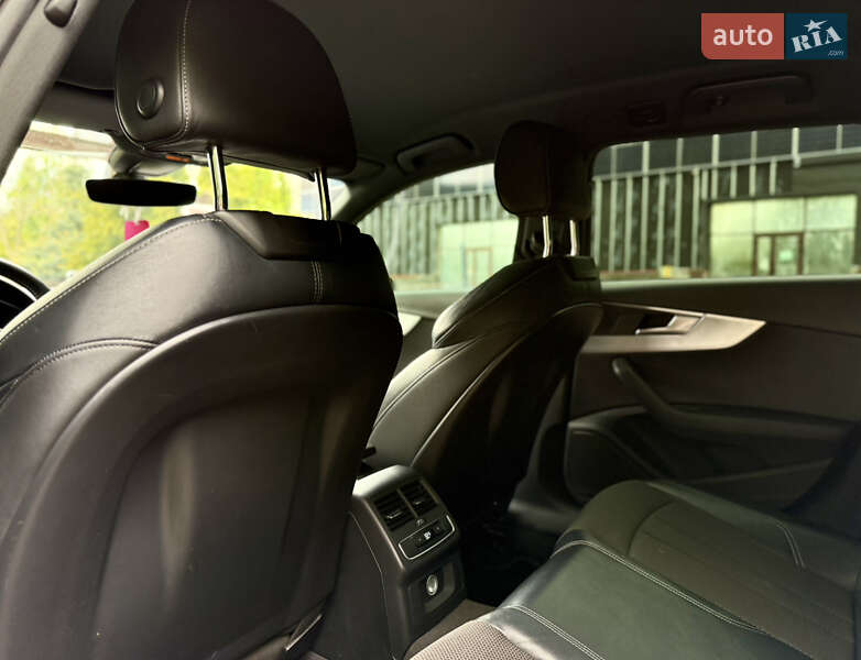 Універсал Audi A4 2018 в Луцьку