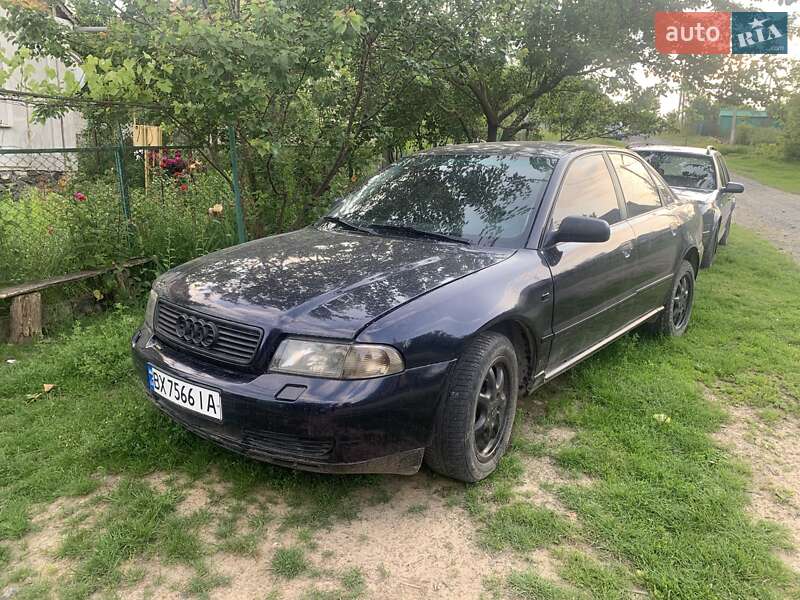 Седан Audi A4 1995 в Летичеве фото Седан Audi A4 1995 в Летичеве