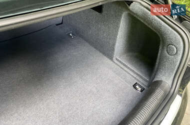 Седан Audi A4 2005 в 