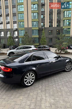 Седан Audi A4 2012 в 